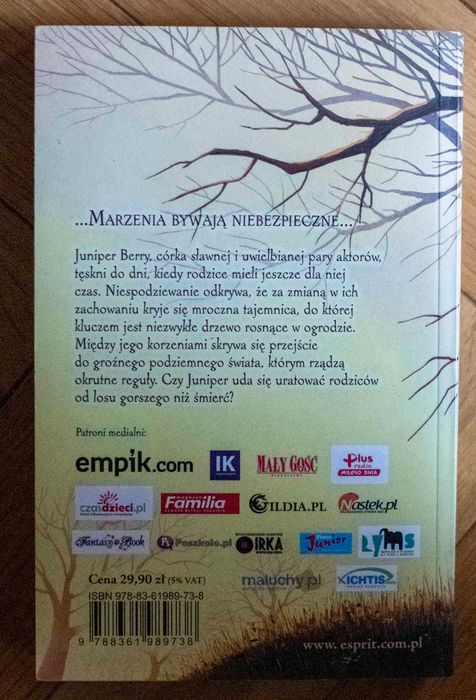 Juniper Berry Kozlowsky Tajemnicze Drzewo Horror Ilustracje Madrid