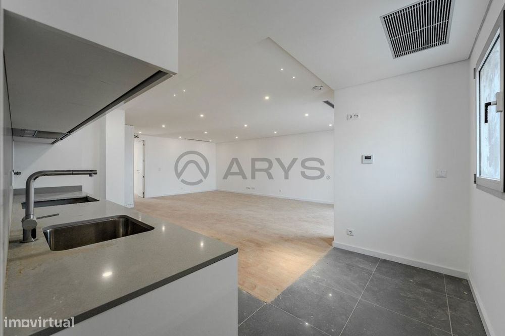 Apartamento T2 em São Vicente, Próximo ao Centro de Braga