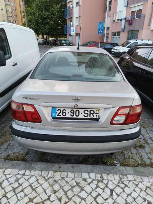 Nissan Almera 2001, 800 € negociável