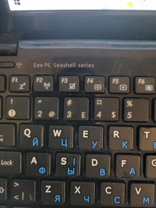 Нет бук Asus  260ммх18мм