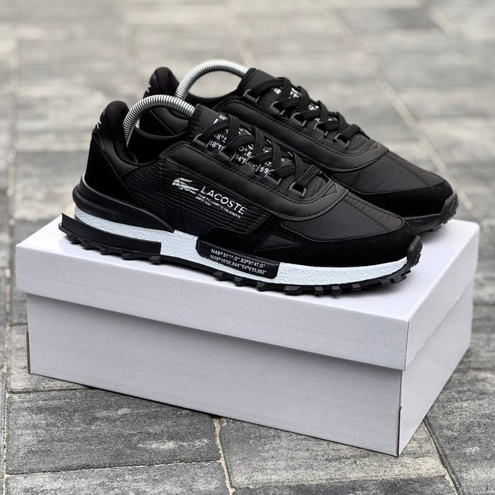 6 кольорів Lacoste Elite Active