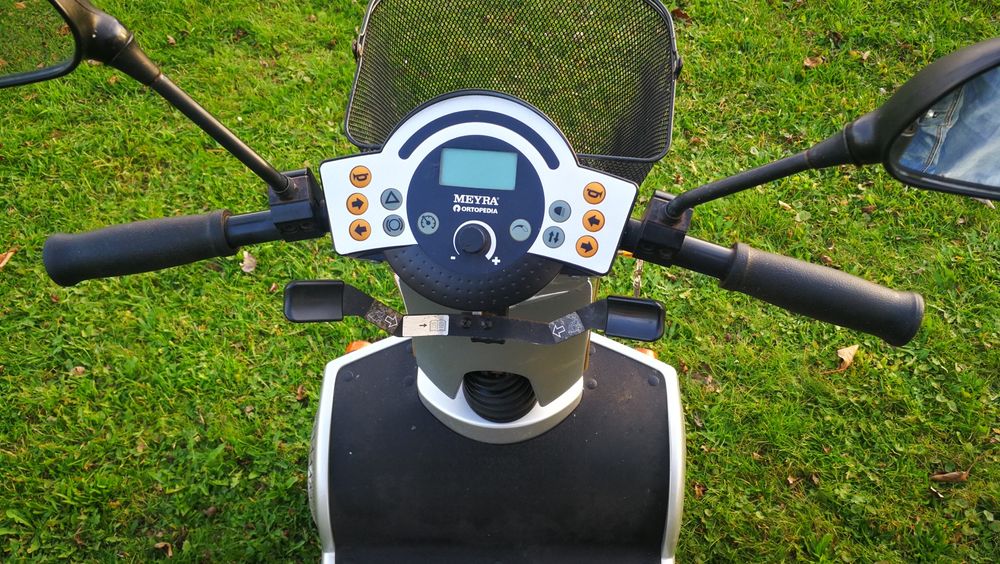 4 kołowy skuter elektryczny inwalidzki dla seniorów Meyra Cityliner