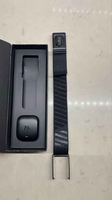 Whoop 4.0 com banda de pulso nova (preta)