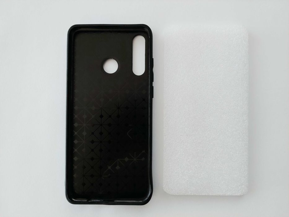 Huawei P30 lite · 1x capa efeito pele + 3x peliculas vidro temprado