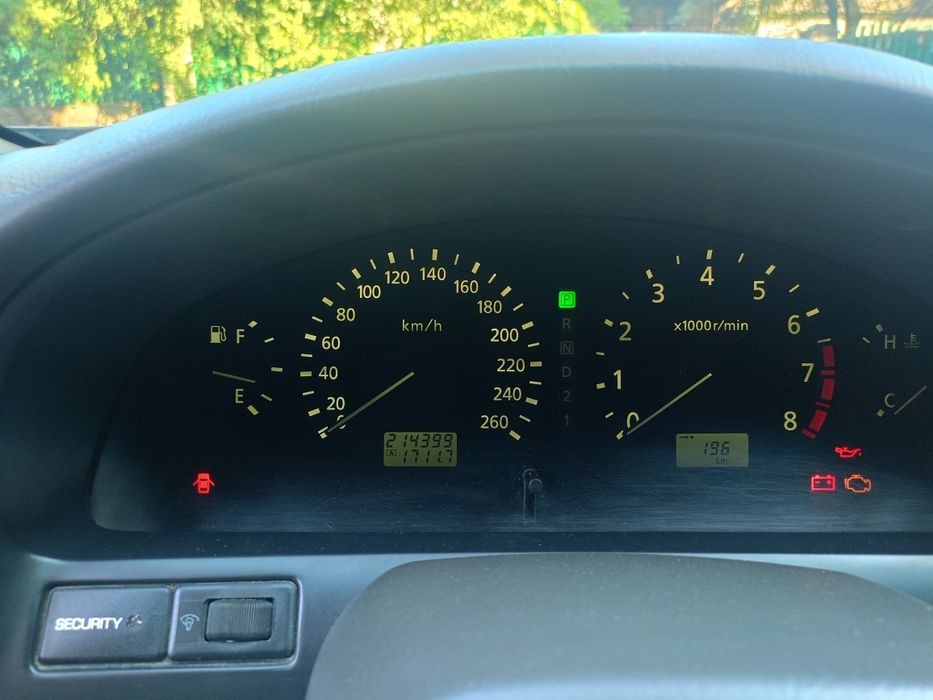 Продам Nissan Maxima 2004р. 2л.