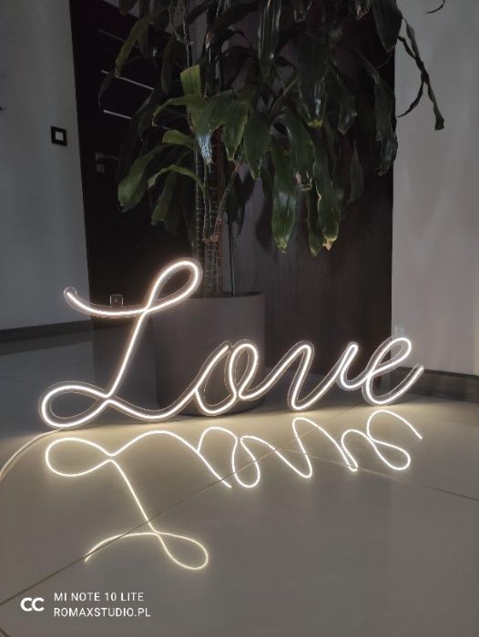 Love neonowe nowość