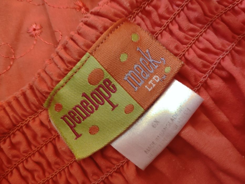 Сукня та сарафан на дівчинку (128-134)