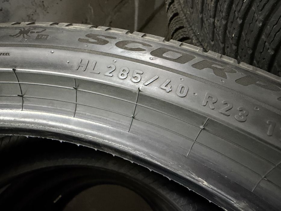 Pirelli Scorpion 285/40 r23