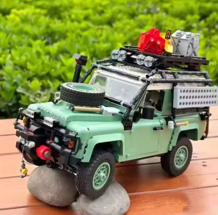 Конструктор Land Rover Classic Defender 90 (10317)