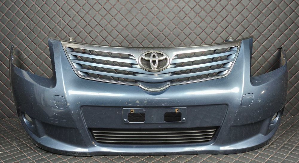 TOYOTA AVENSIS T27 Zderzak Przedni Przód Kompletny Lakier CU5
