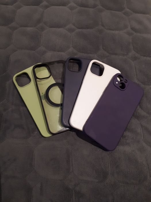 Чехлы на IPhone 14