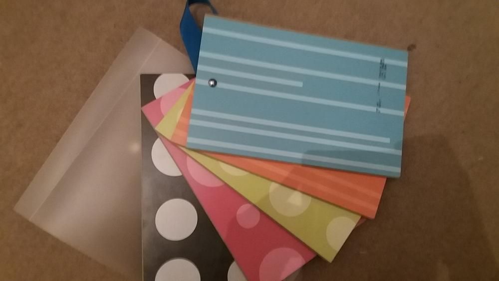 Vendo caderno de provas