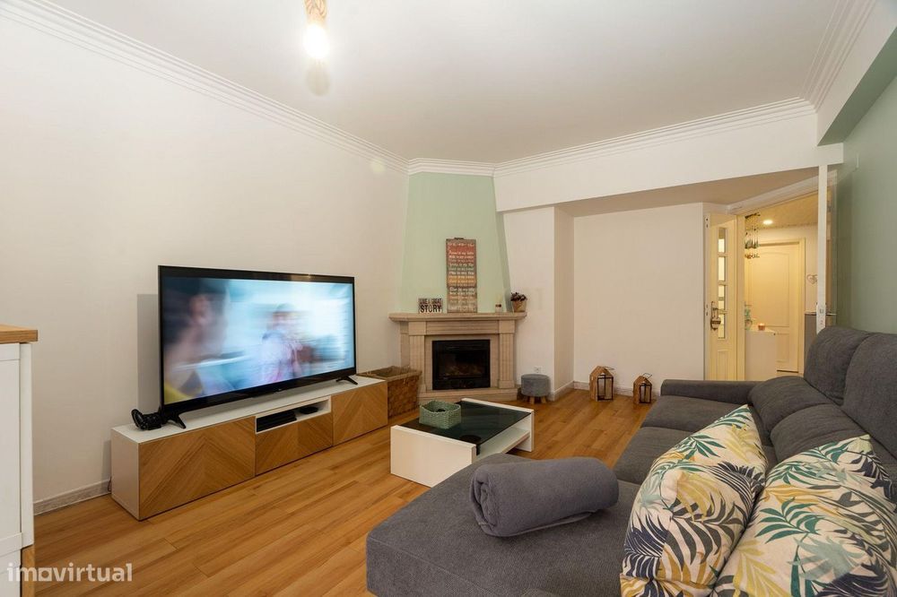 ** Espectacular Apartamento T2 No Cacém **