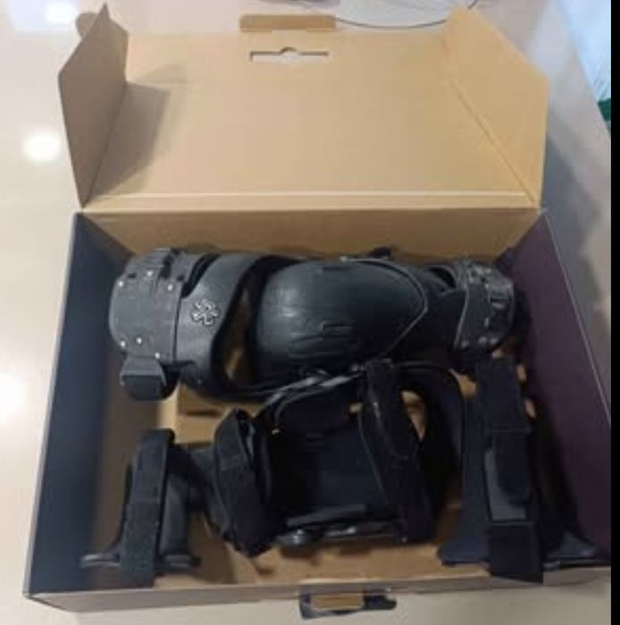 Joelheiras Asterisk Cyto Cell
Como novas com peças de substituição 
Ta