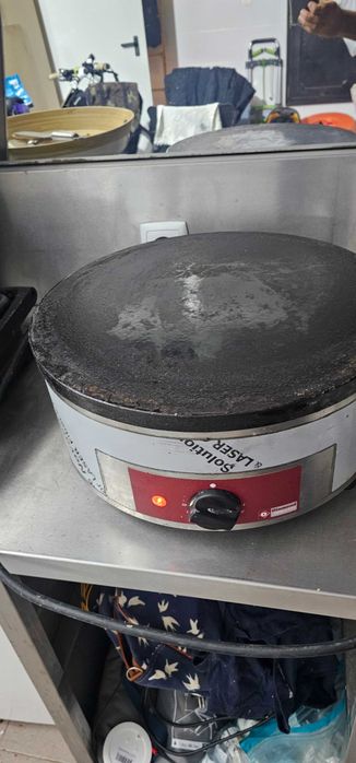Crepeira proficional de alto rendimento, seminova de pouco uso 400 mm