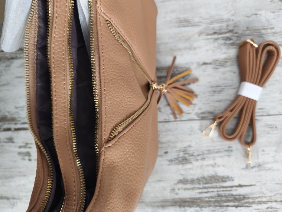 Torebka brązowa z frędzlami