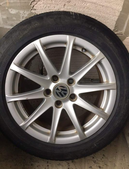 Тітани на автомобіль