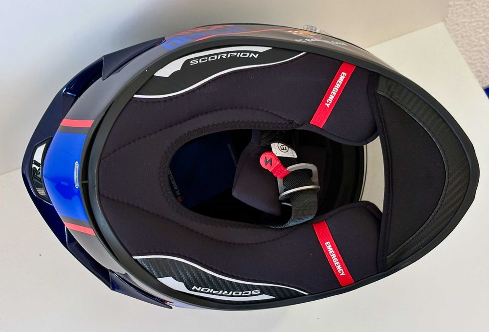 Capacete NOVO Scorpion EXO R1 Evo Air FCB. EXTRAS (44% DESCONTO) Em S, M e L