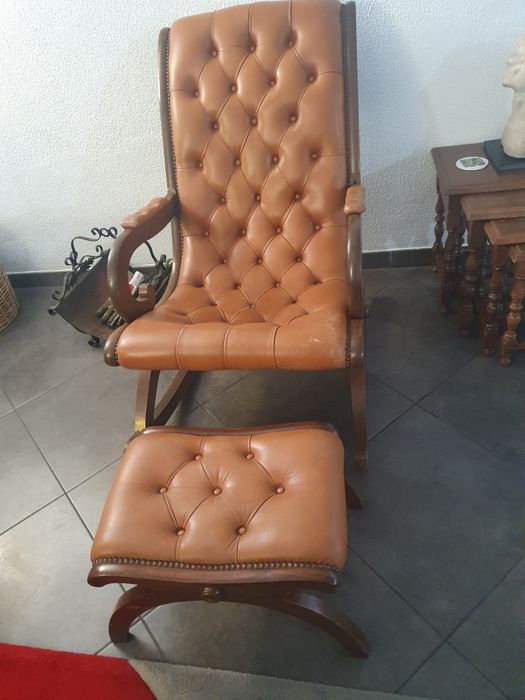 Vendo recheio de casa  móveis, conj.sofas em pele  electrodomésticos,