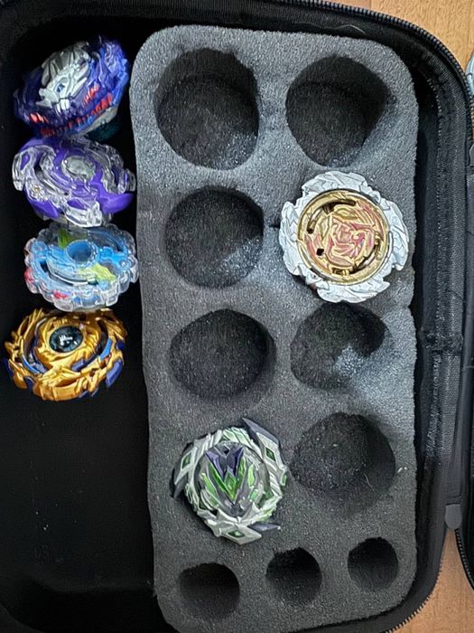 Бейблейд Hasbro.