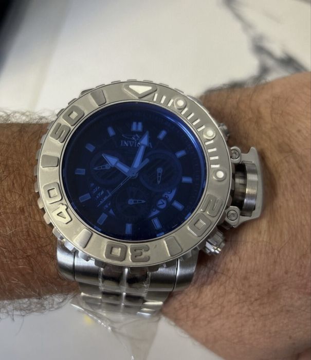 Продам часы  invicta sea hunter  gen II 58 mm новые