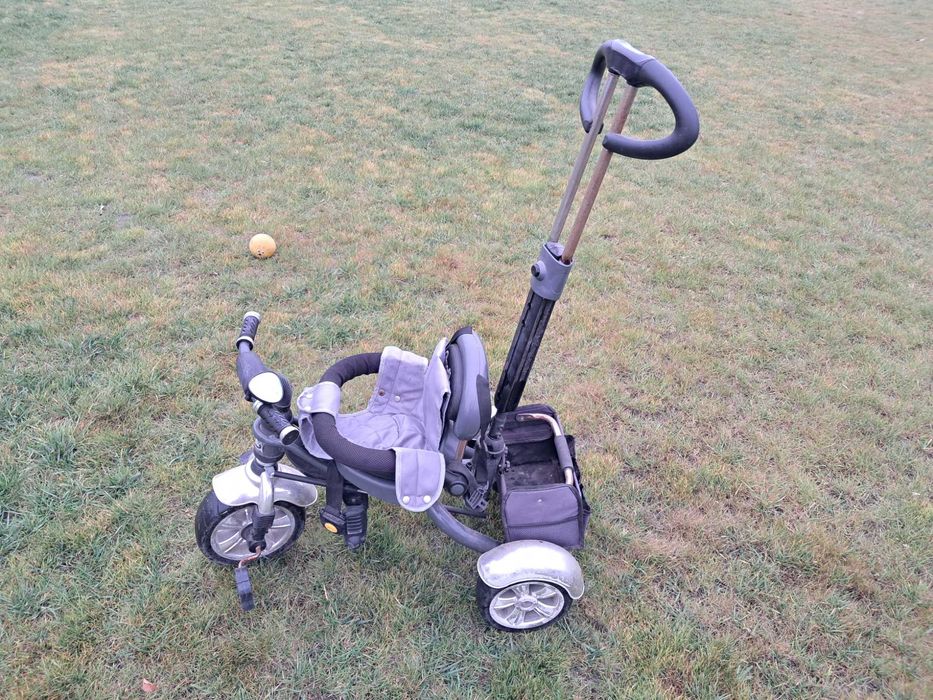 Rowerek trójkołowy motorek