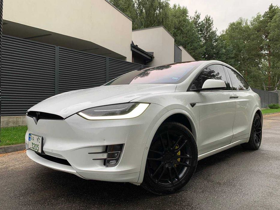 Tesla Model X 2016 90D