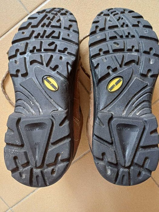 Sapatos de Segurança Safety Jogger S3 SRC – Tamanho 43 – Quase Novos