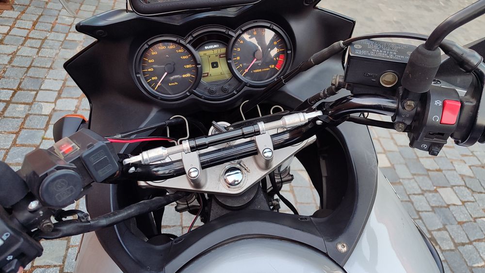 Suzuki DL 650 V-strom