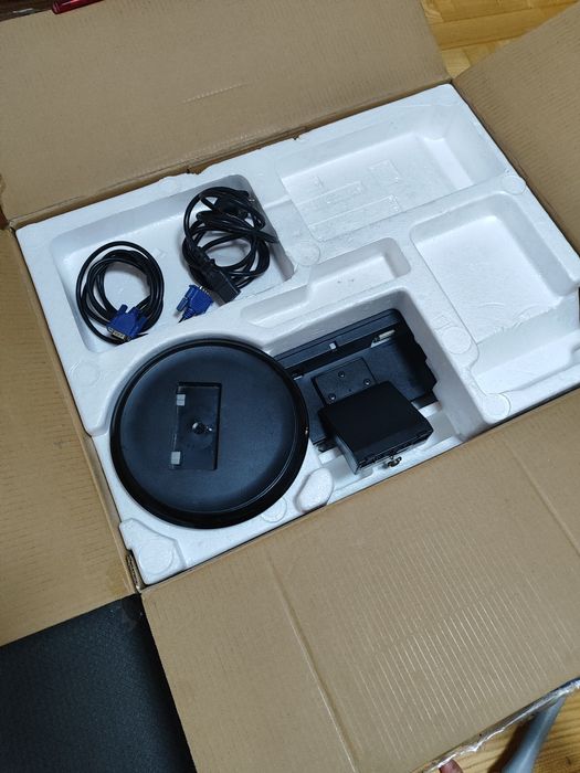 Монітор Samsung 223BW