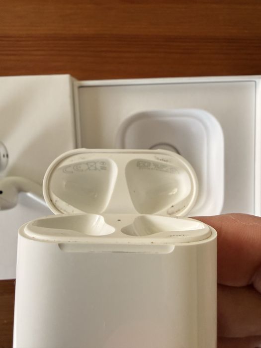AirPods 2ª Geração Originais Apple + Caixa Completa