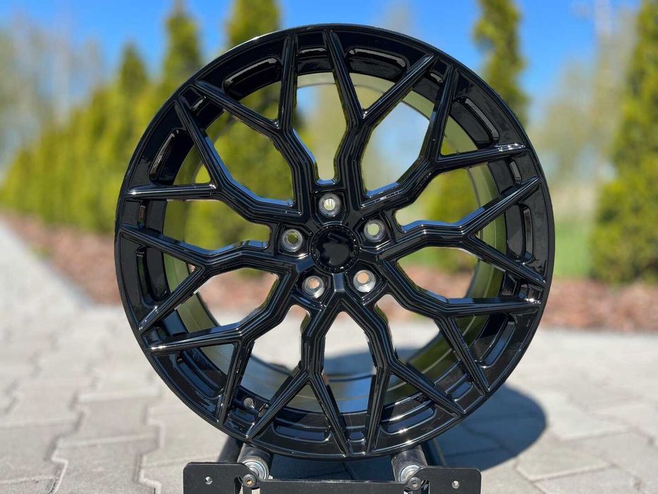 Felgi Seventy9 SV-K 19" 8,5J ET40 5x114,3 Black Glossy