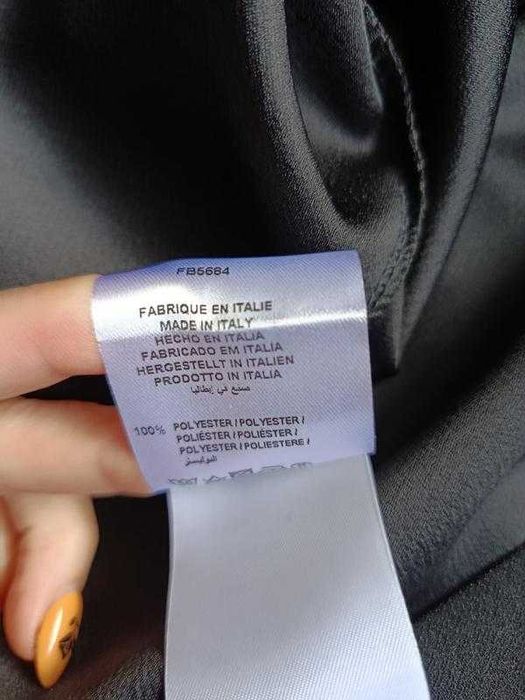 Елегантна сукня міді від французького бренду La Fée Maraboutée