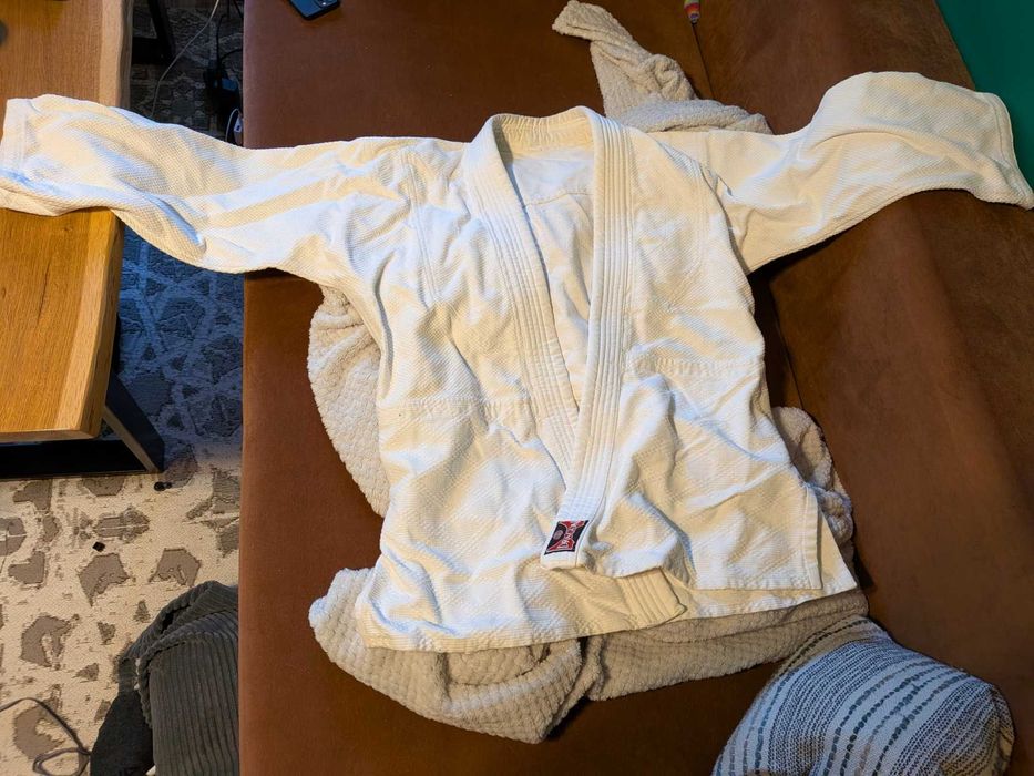 Keikogi Kimono Strój do Karate/Judo/Aikido