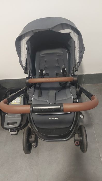 Maxi Cosi Adorra 2 com ovo e isofix para o carro