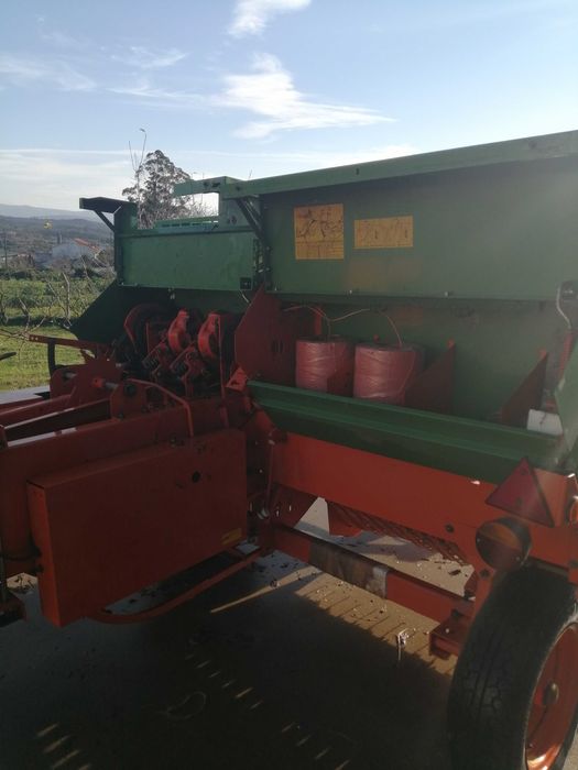 Enfardadeira Gallignani 1600