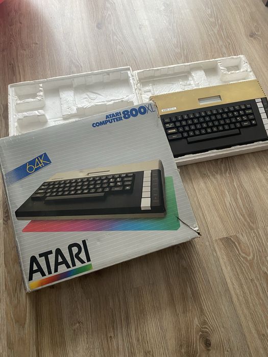 Atari 800XL BOX
