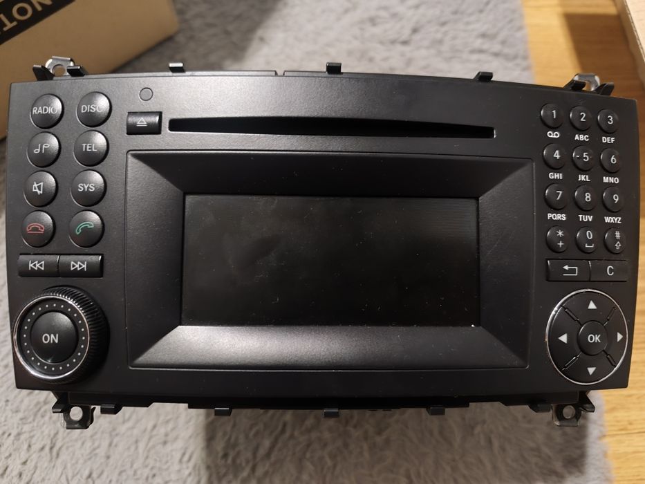 Radio Mercedes CL203 - MF2860