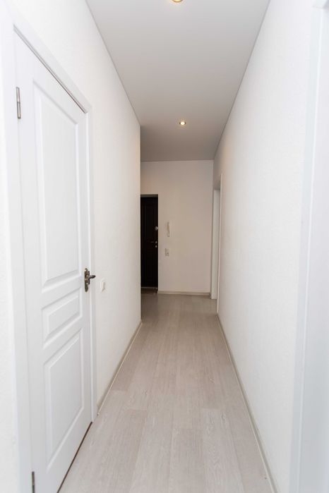 Центр. Хмельницького 6а. 2 кімнати. Власник. Квартира подобово