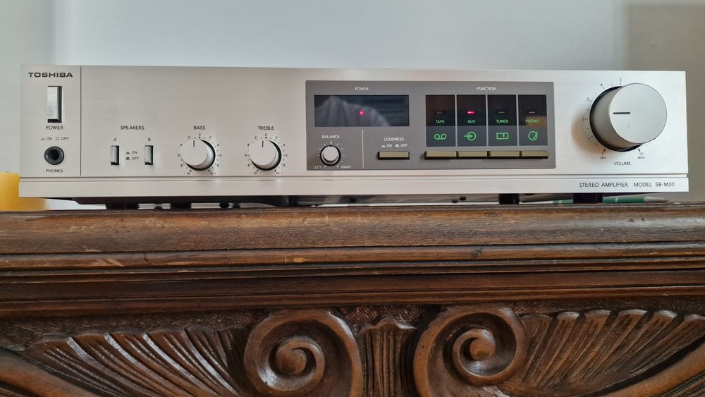 Toshiba  SB M20 wzmacniacz