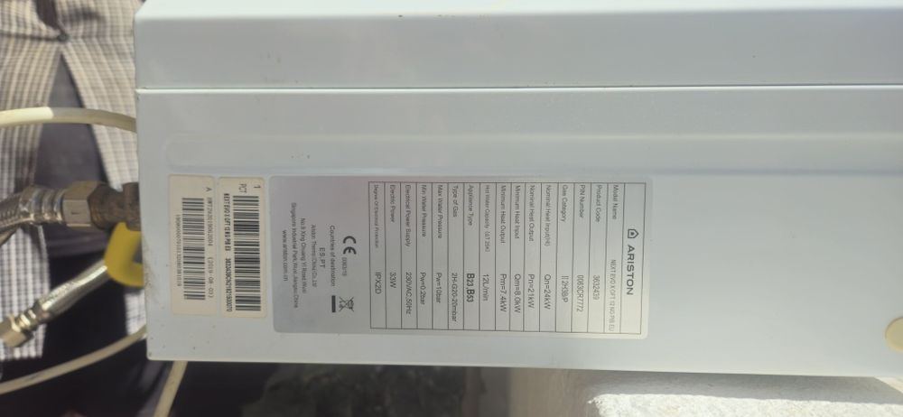 Esquentador eléctrico Ariston