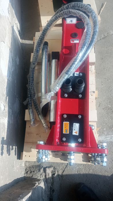 Młoty Hydrauliczne Do Koparek