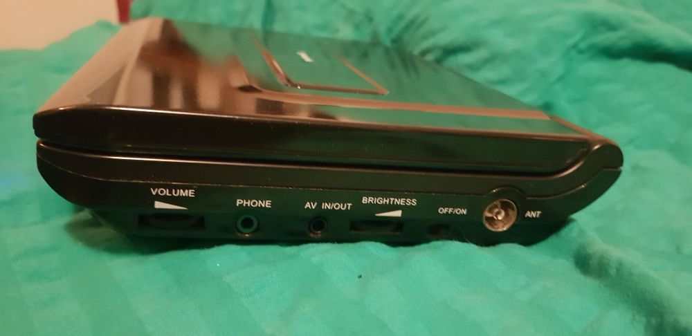 Przenośne DvD Grand Prix PTY 273D