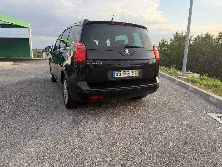 Peugeot 5008 2011 foto 3