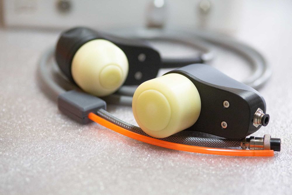 Вібраційний масажер пневматичний. Не Перкусійний.