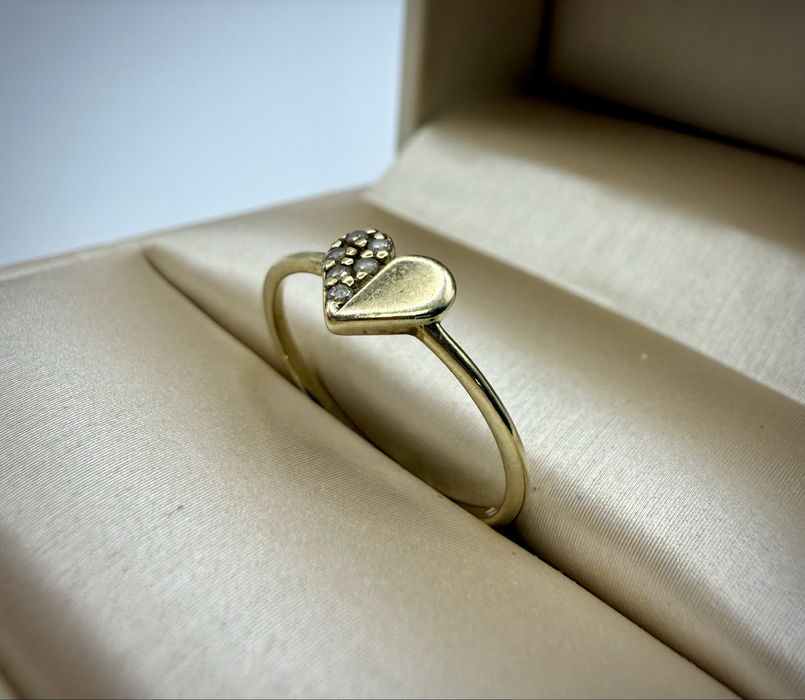 Pierścionek zloty 0,85g - SPOKO Lombard Sieradz Skup Złota