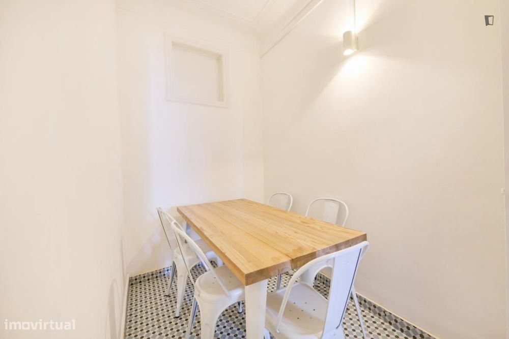 Quarto - localizado em Rato Lisbon