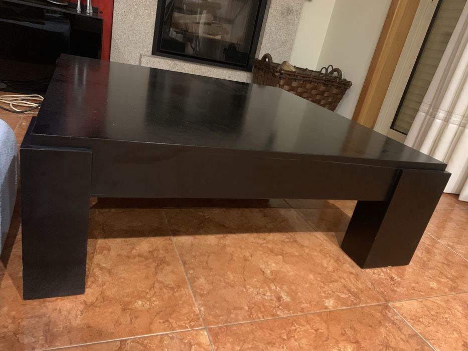 Mesa de centro preta