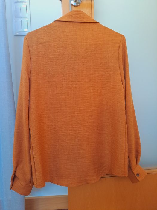 Camisa casual cor mostarda
