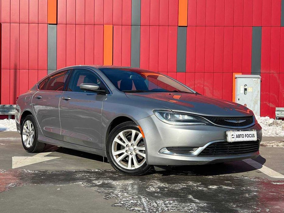 В продажі Chrysler 200 2014 року випуску.
